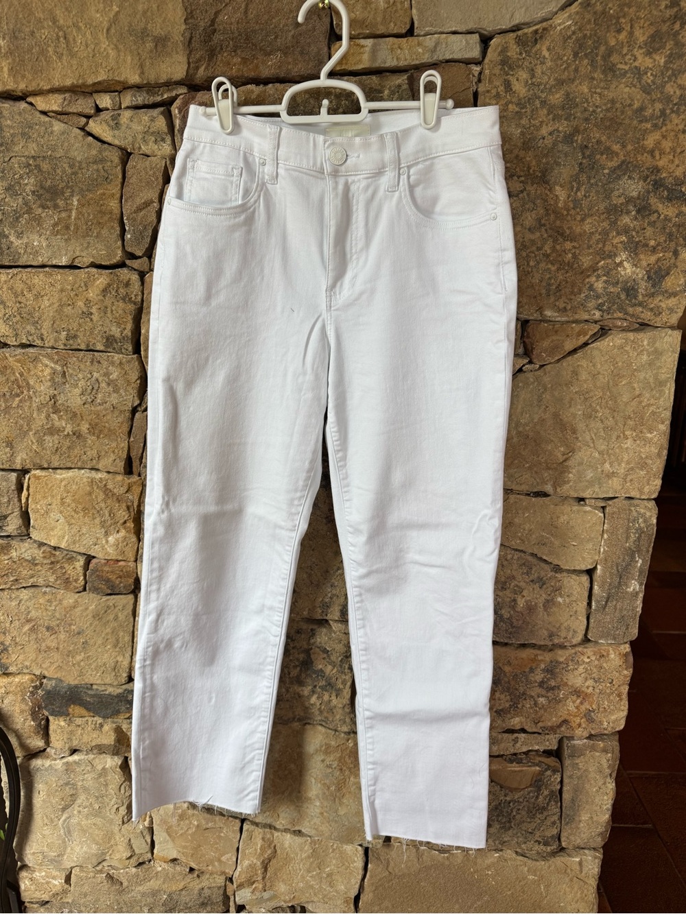 KUT from the Kloth white women's mid-rise straight jeans